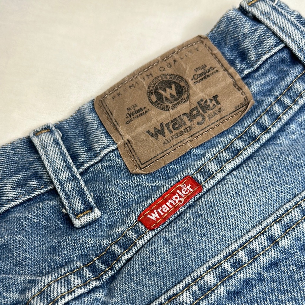 100% Cotton Men’s Wrangler Vintage Jeans size 34 Regular Fit Blue Denim